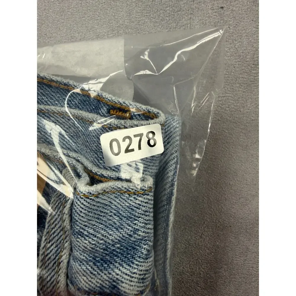 Levi's Men's Vintage 505 Regular Fit Straight Leg Jeans Blue Denim 42 x 32